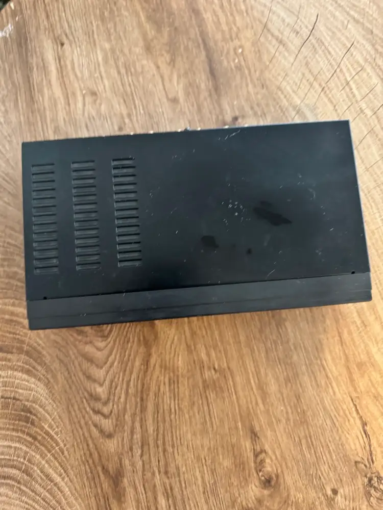 RCA Model CRF940 4 Output Video Source Selector With RF Modulator