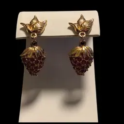 ‘Avon’ Strawberry Earrings