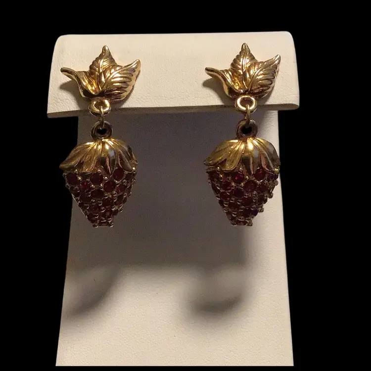 ‘Avon’ Strawberry Earrings
