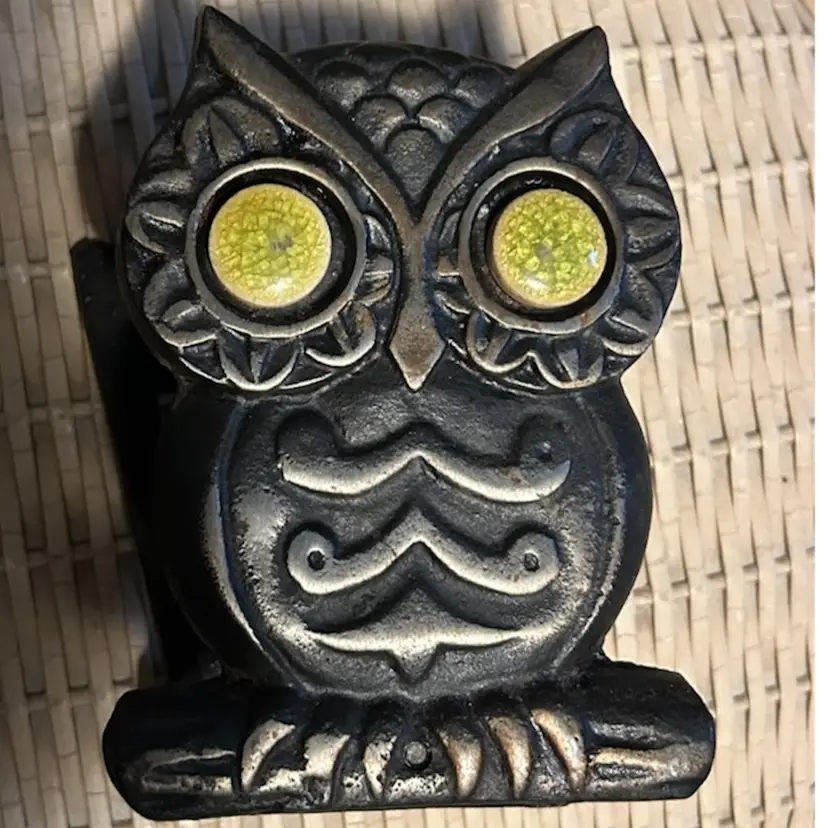 Vintage Owl Letter / Napkin Holder Cast Iron MCM