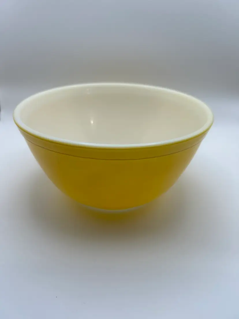 Pyrex Yellow Mixing Bowl - VTG