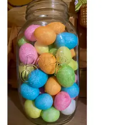 Bougs vintage jar with eggs