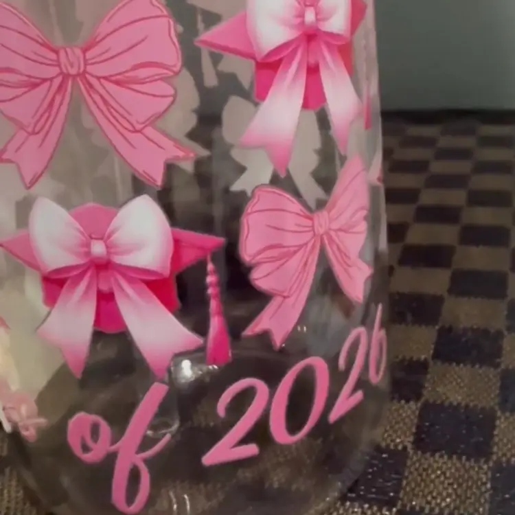 Class Of 2026 Senior Graduation Gift Pink Bow Glass Tumbler Box