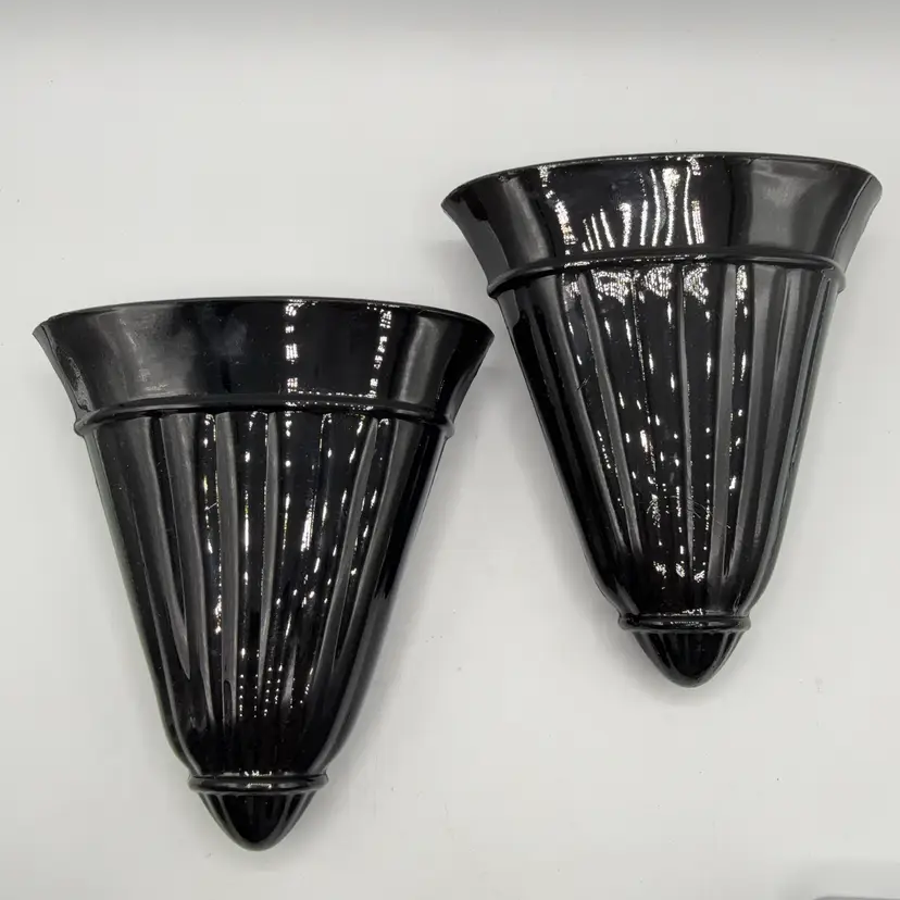 LE Smith Black Amethyst Glass Pair Column Wall Pockets