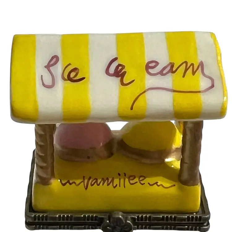 Vintage Ice Cream Cart Hinge Ceramic Trinket Box 3.25" X 2"