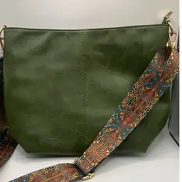 Unmarked Green Purse With Gold Toned Hardware, 9 1/2” Tall, 12 1/2” Wide, Adjustable Strap