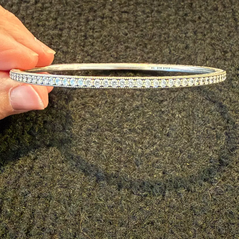 Pandora 925 Sterling Silver Round-Cut pave CZ Heart Bangle Bracelet 7.5”