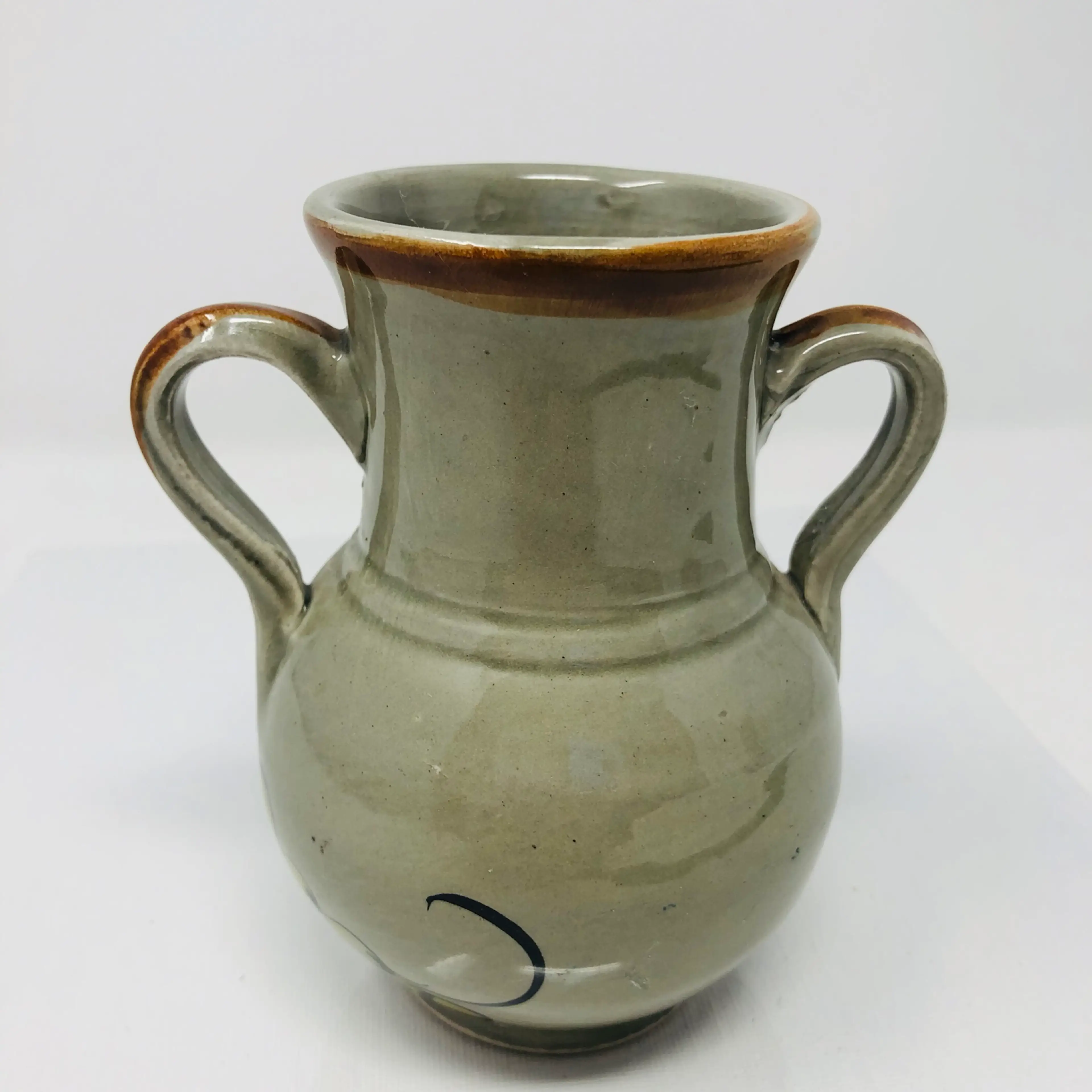Image 2 of 6