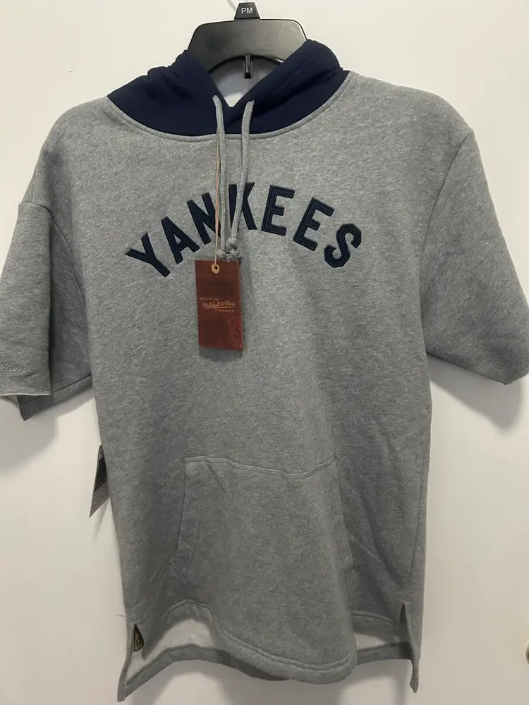 New$85 Men's Mitchell & Ness Heather Gray New York Yankees  Short Sleeve Hoodie S New