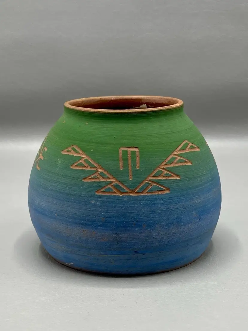 Vintage Sioux Native American Vase Handcrafted Signed Al Black Tail Deer Blue Green Matte Pottery Bowl