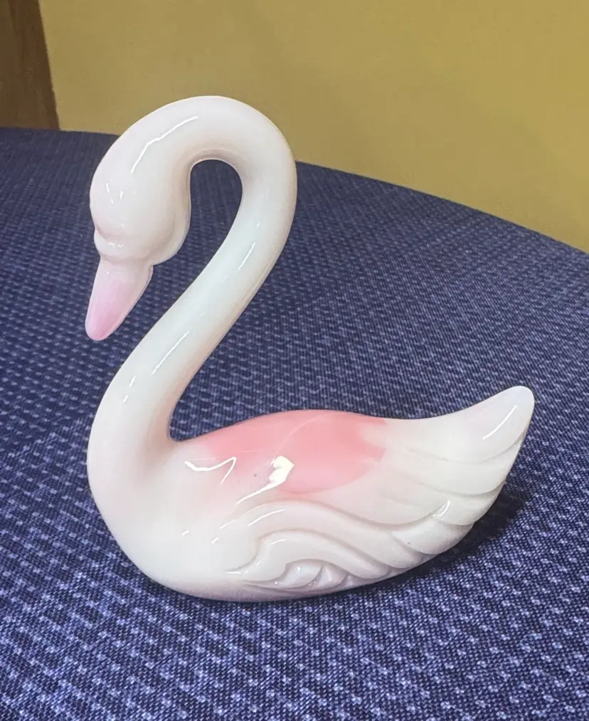 Fenton ROSALENE SWAN FIGURINE #5161 1978 only