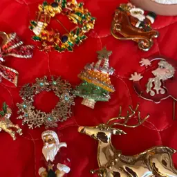 Christmas Pins #1