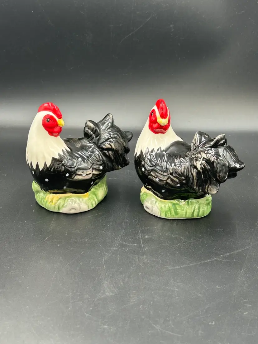 Vintage American Atelier Rooster Salt & Pepper Shakers