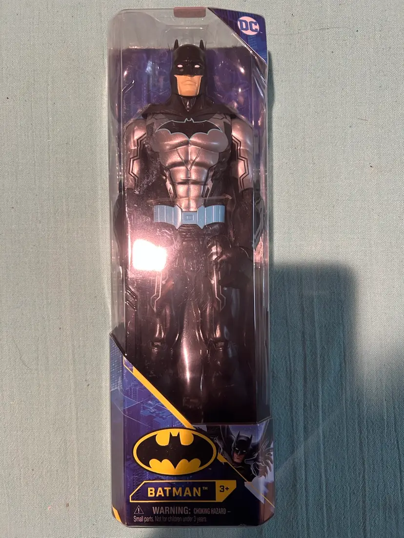 DC Comics Batman Bat Tech Action Figure 12 inch NEW SEALED.