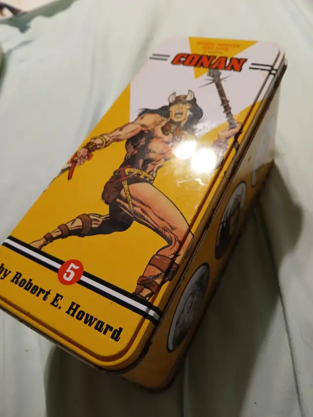 Conan Action Figure In Tin Box DARK Horse Deluxe Addition