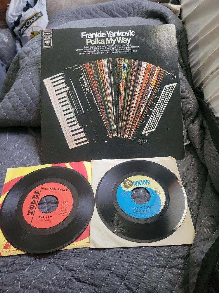 Frankie yankovic, dee jay and sammy davis jr records