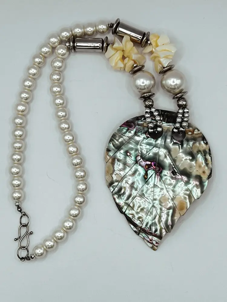 Vintage Abalone Shell Silver Tone Faux Pearl Statement Necklace 22 Inches