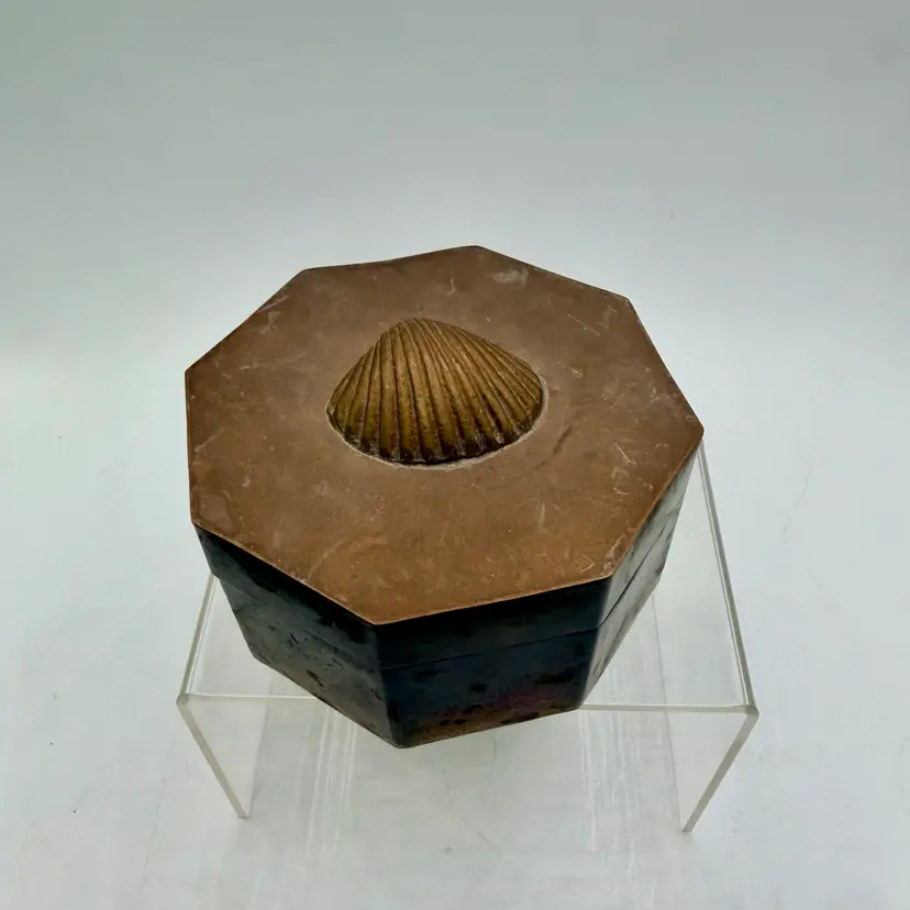 Vintage Clamshell Seashell Brass Box Trinket Storage Box Container Octagonal