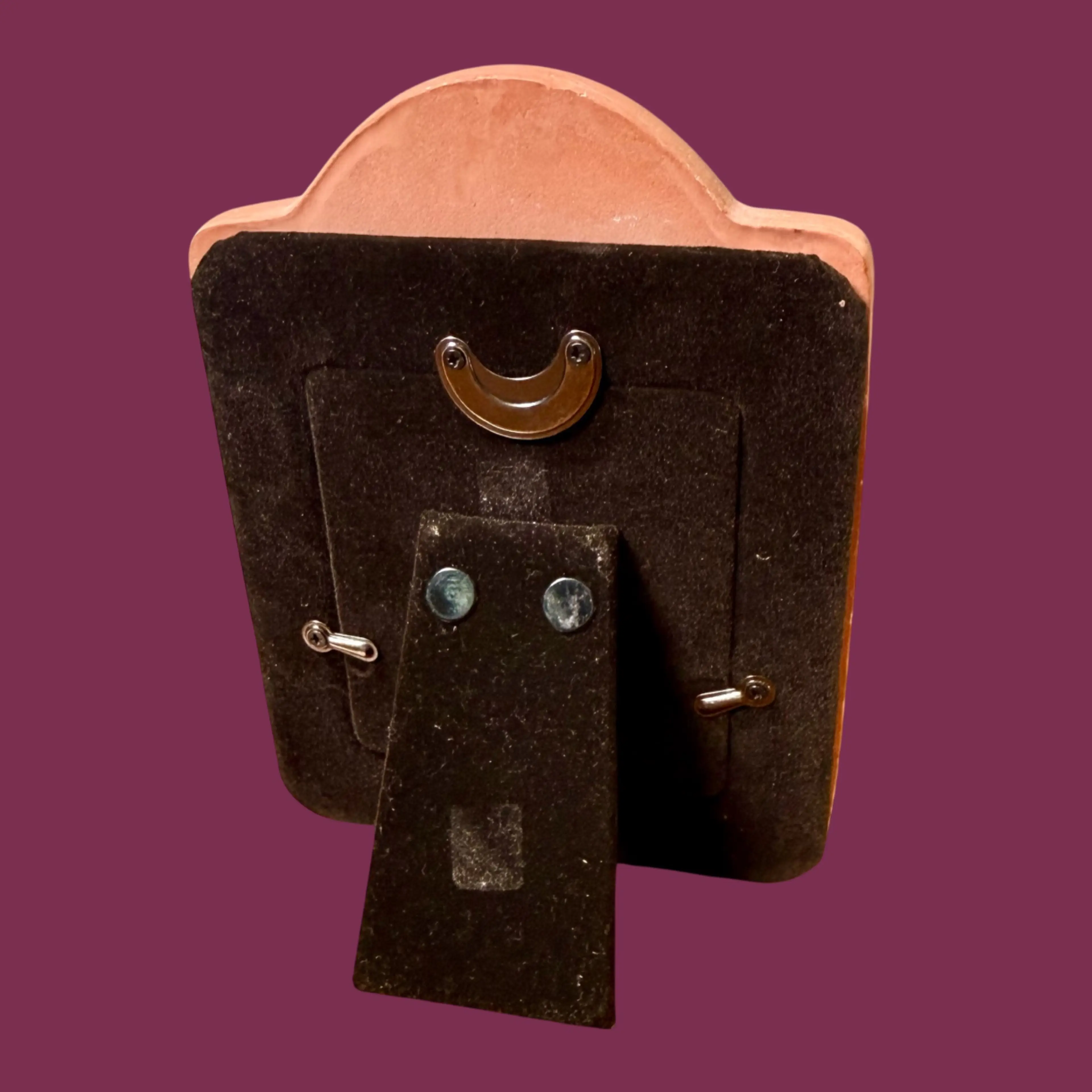Image 3 of 8
