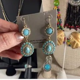 #20 - "What's in That BOX?!?" Vintage Jewelry 2-3-26