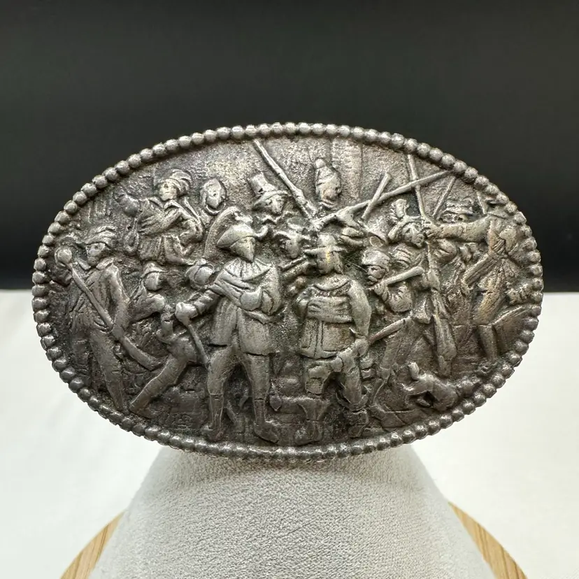 Dutch Art Rembrandt's "The Night Watch” Brooch