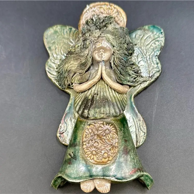 #01 Roku Angel Hand Crafted Made By Sherrie Barnhart