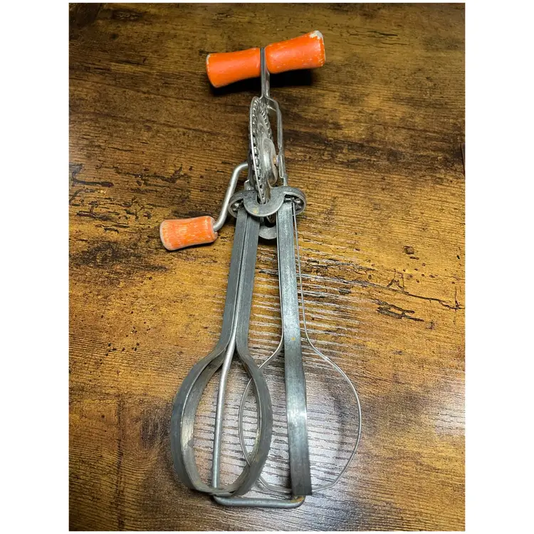Vintage Hand Crank Egg Beater With Wood Handle