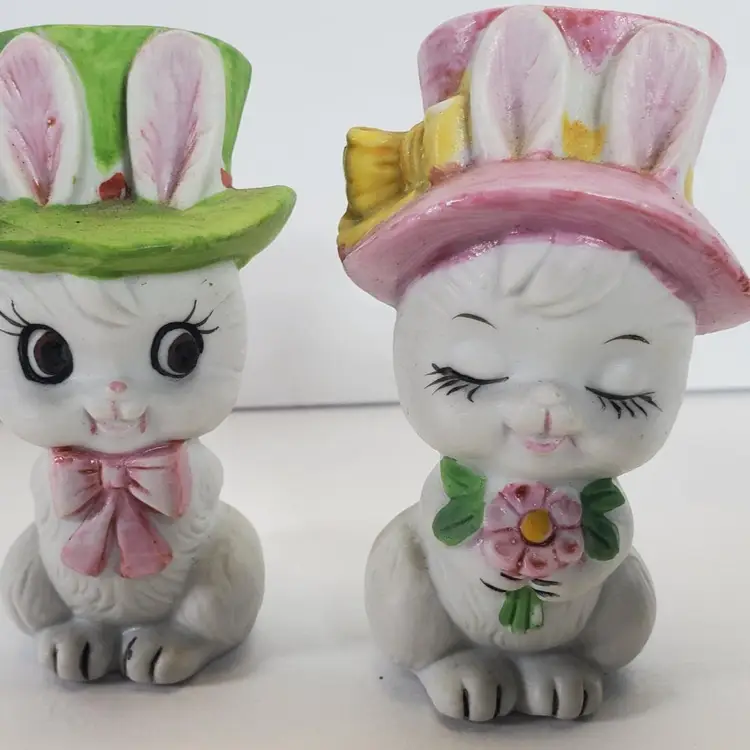 Vintage Kitschy Porcelain Bunny Easter Salt and Pepper Shakers