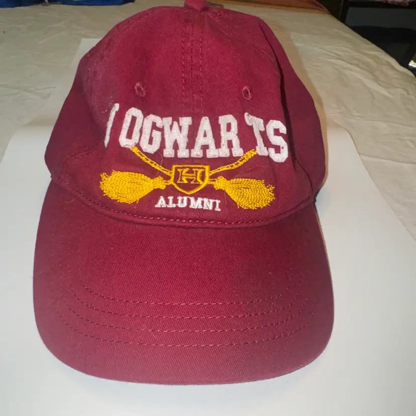 Hogwarts hat adjustable used clean