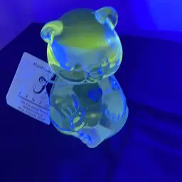 #01 - Fenton July Bear That Glows