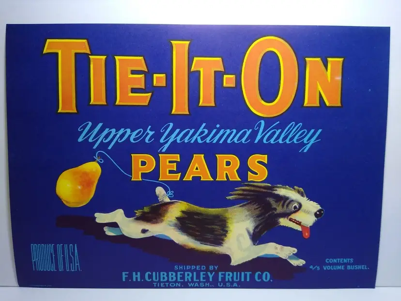Tie It On Pears Fruit Crate Label Black White Dog Running 1950's Vintage Puppy