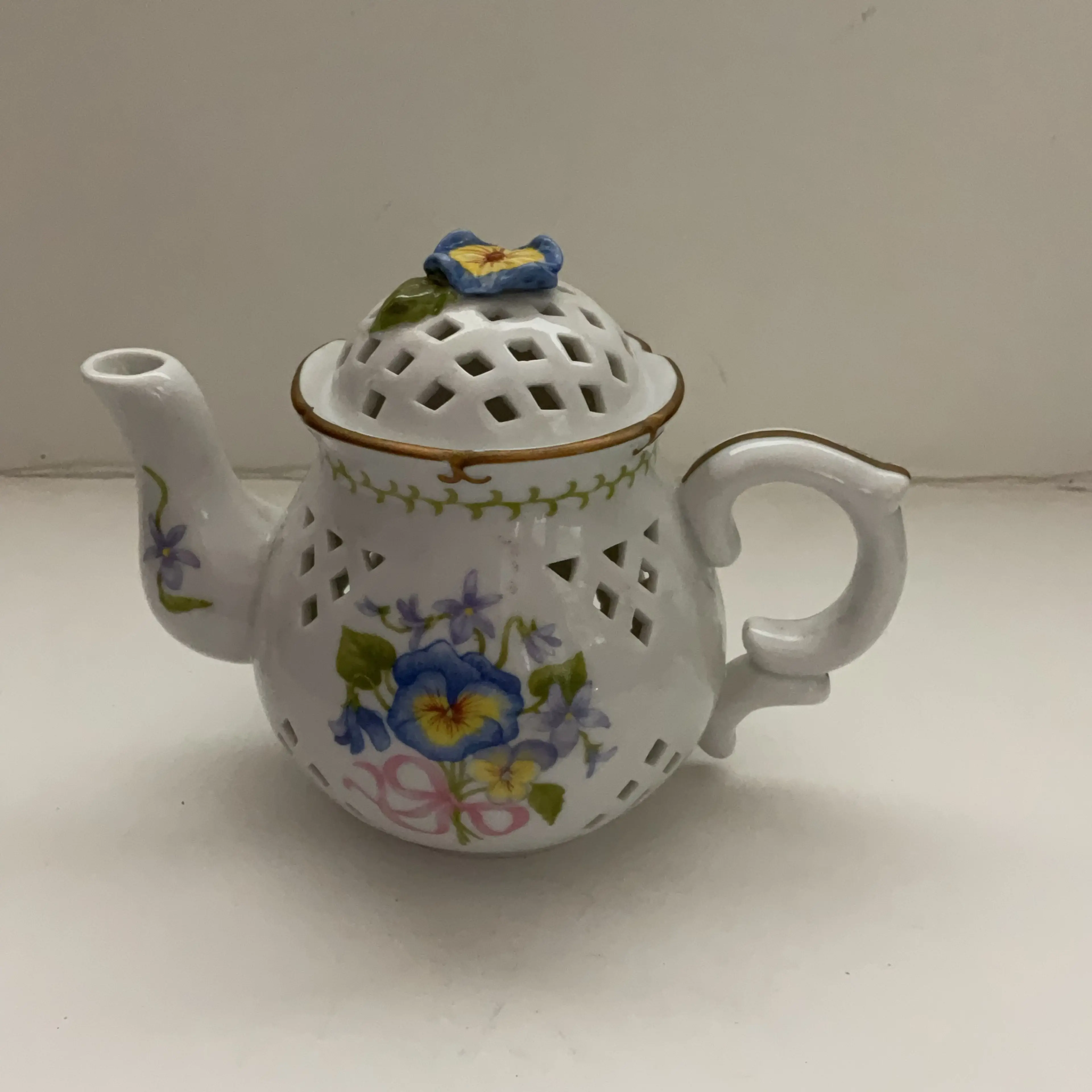 Image 2 of 3