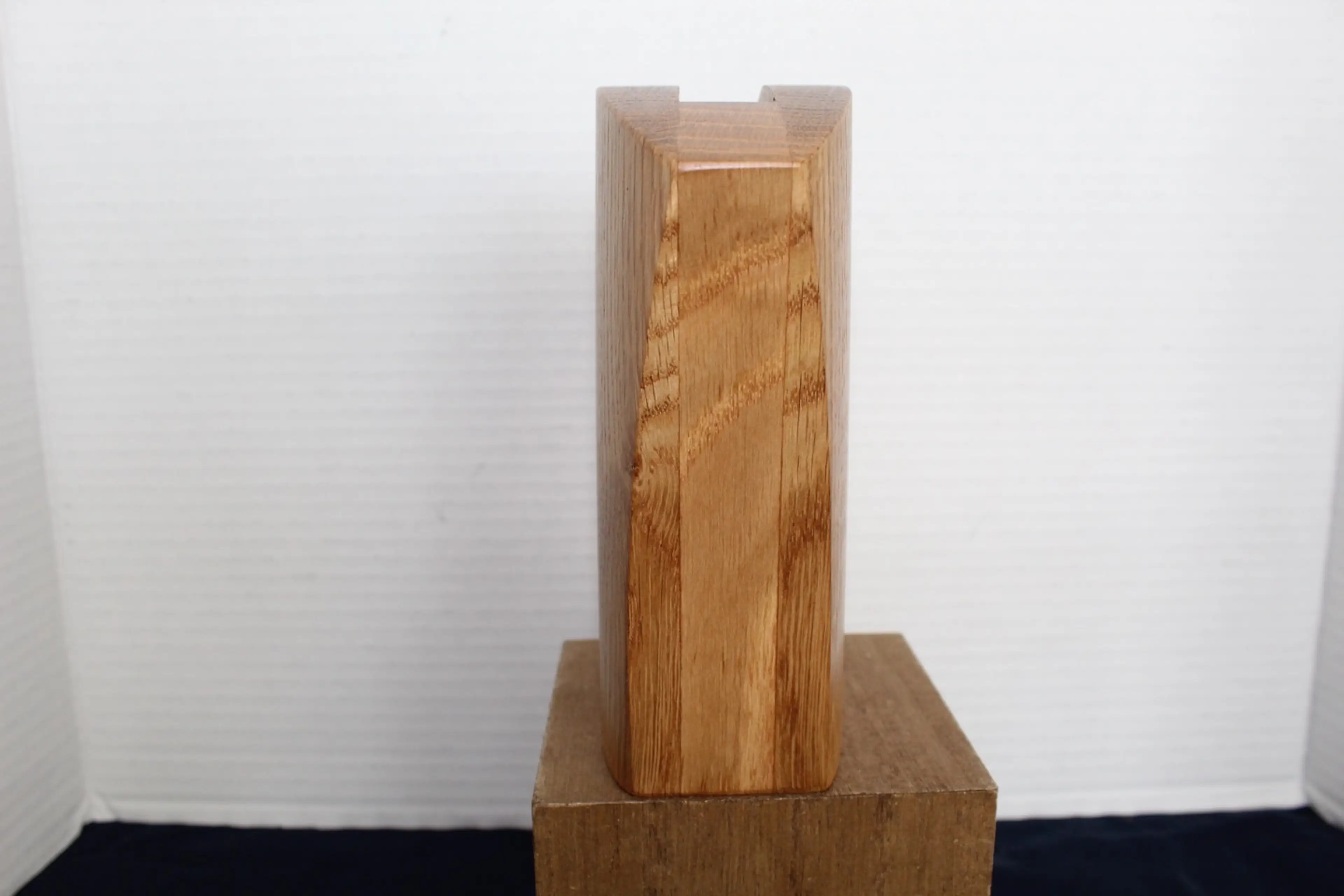 Image 2 of 6