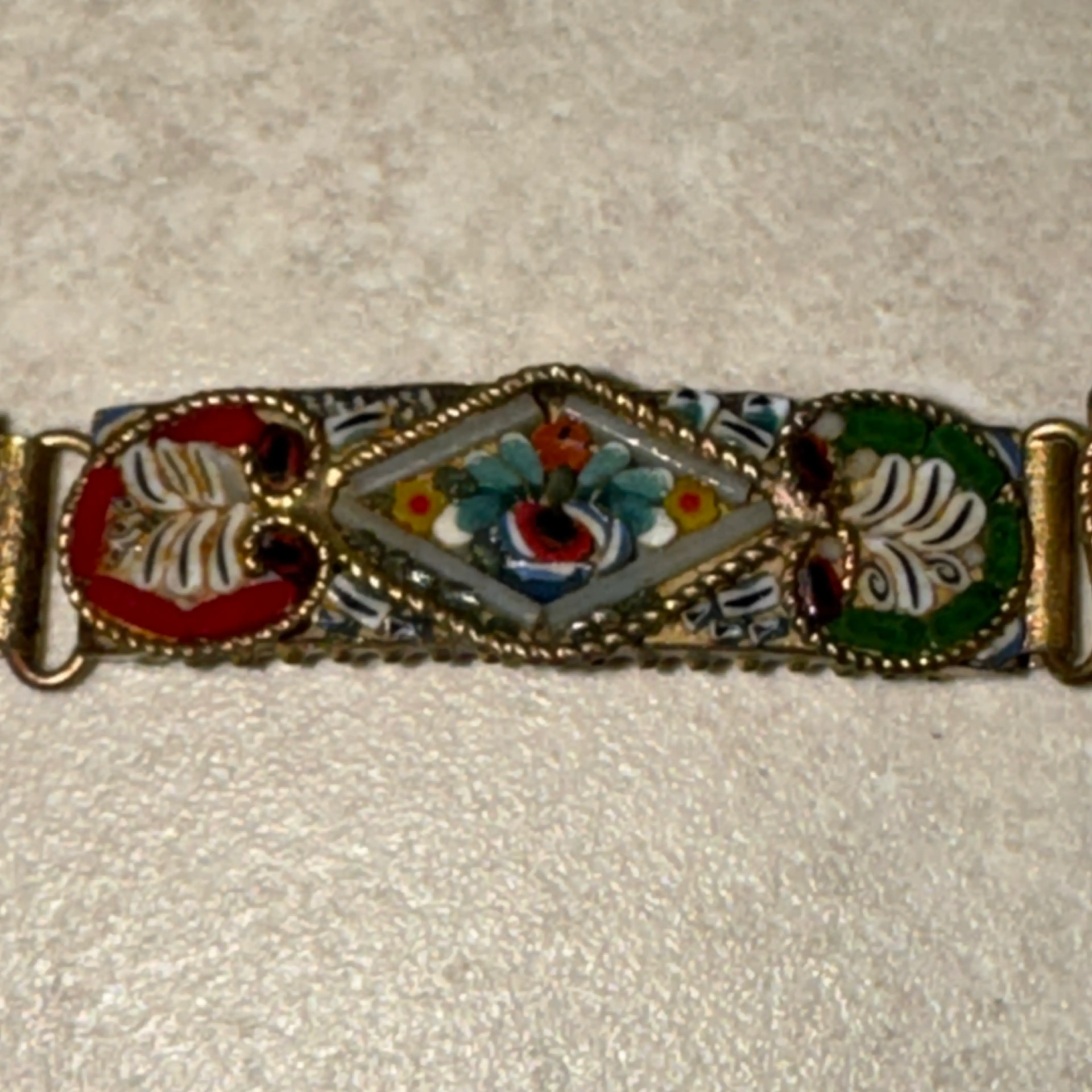 Image 4 of 8