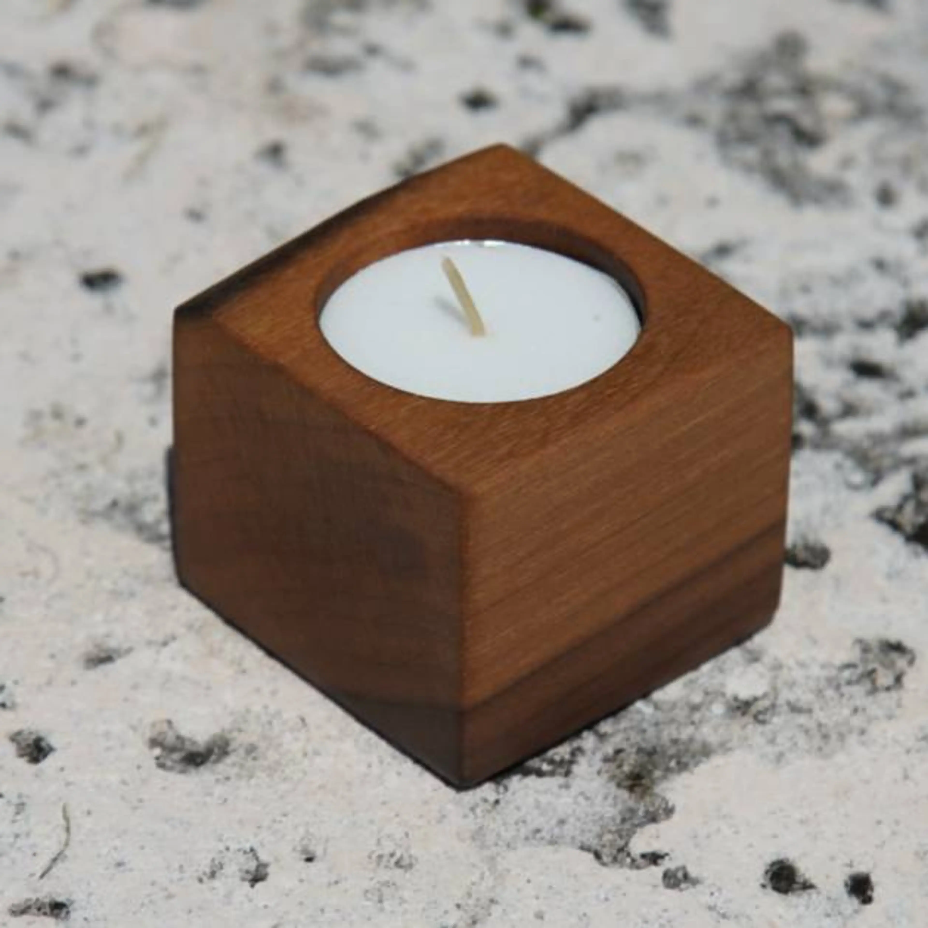 Image 2 of 2