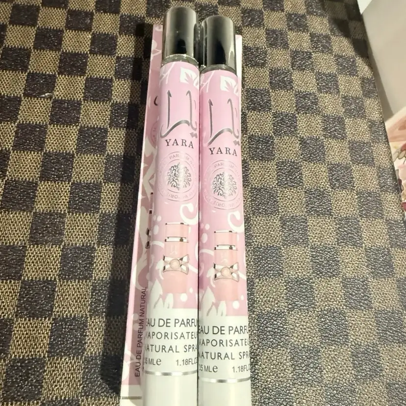 2 Yara Pink Eu De Parfum Spray Bottles. New In Box. Floral Gift.