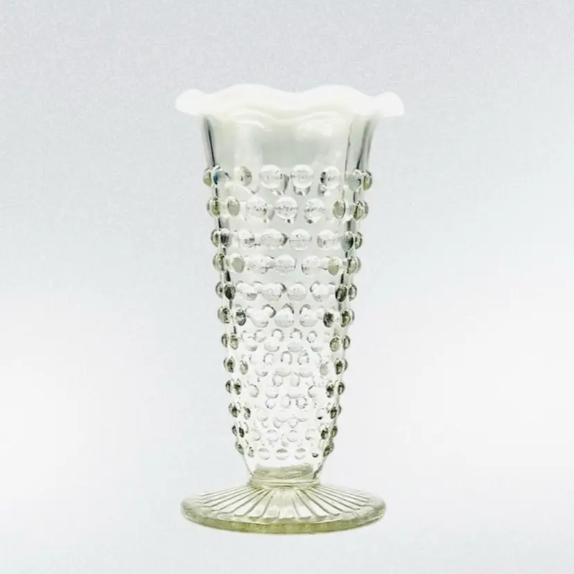 Moonstone Tulip Vase White Opalescent Celebration Gift