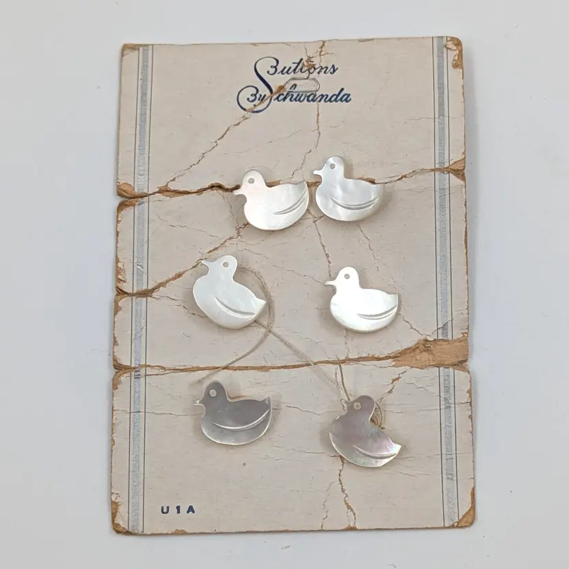 Button Card Mother of Pearl Duck Bird Buttons