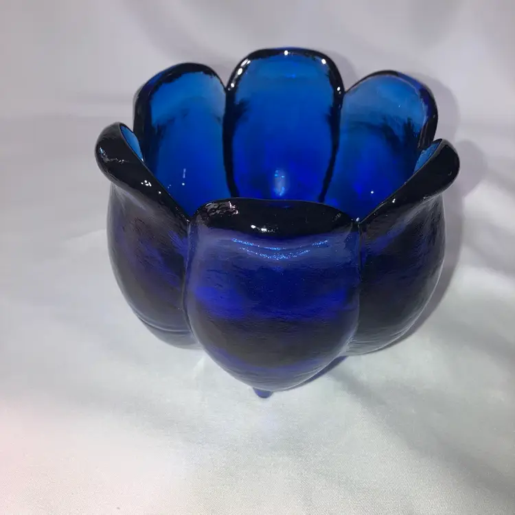 Vintage Cobalt Blue Heavy Recycled Art Glass Lotus/Tulip Shaped Bowl Footed 4”
