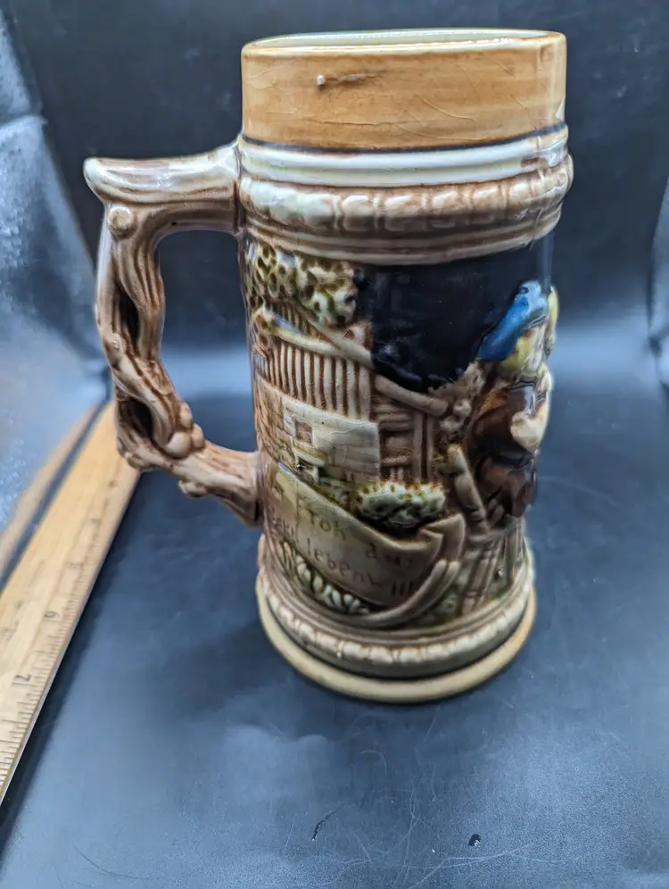 Vintage GERMAN TYPE BEER STIEN MADE IN JAPAN EXCELLENT PAINTING STANDS 7 INCHES