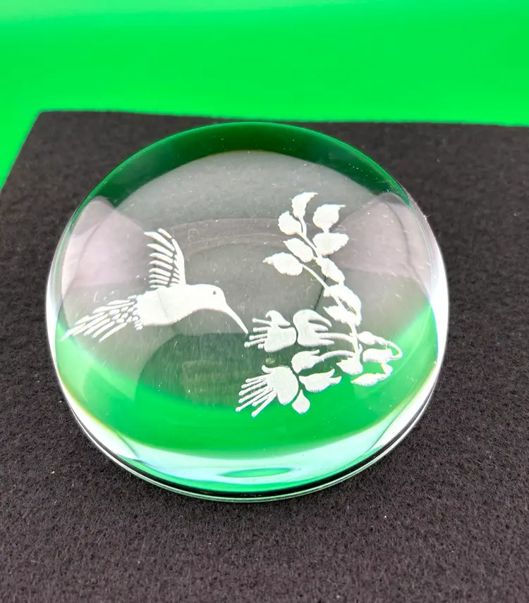 Vintage Crystal Hummingbird Paperweight- Reverse Etched 2” Tall x 3.5” Wide
