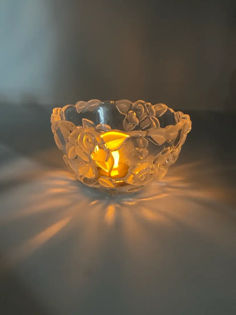 Mikasa Roses Bowl! 5” Wide x 3” Tall!