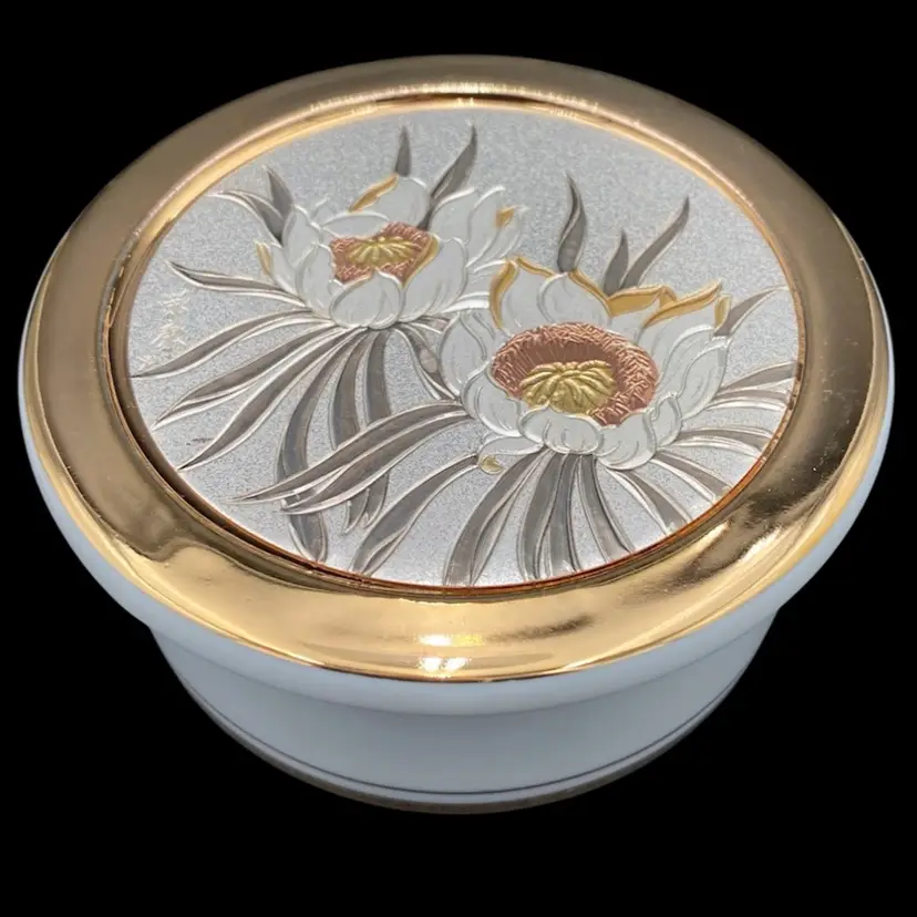 EIWA of Chokin 24KT Gold Floral Round Trinket Box, 3.75", Japan, Signed, MINT