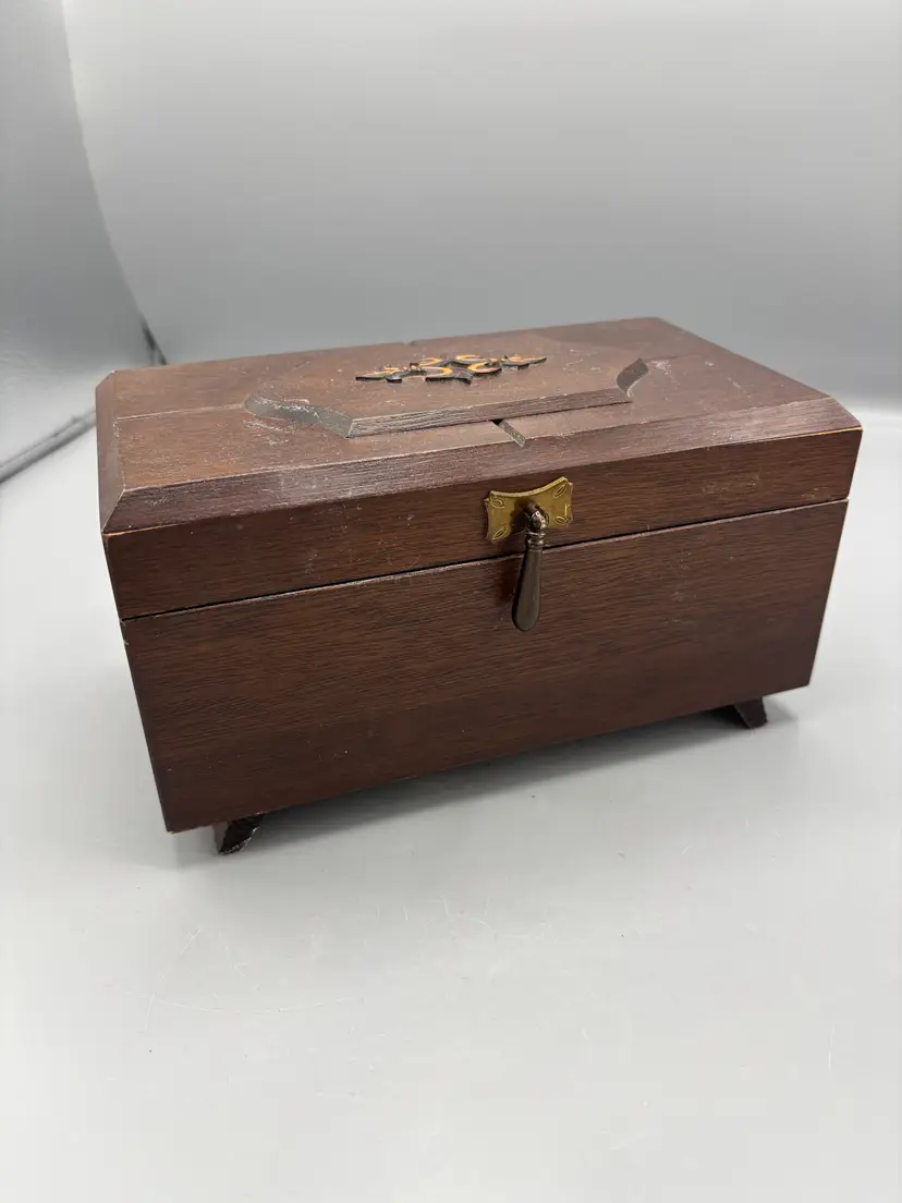 Vintage wooden jewelry box