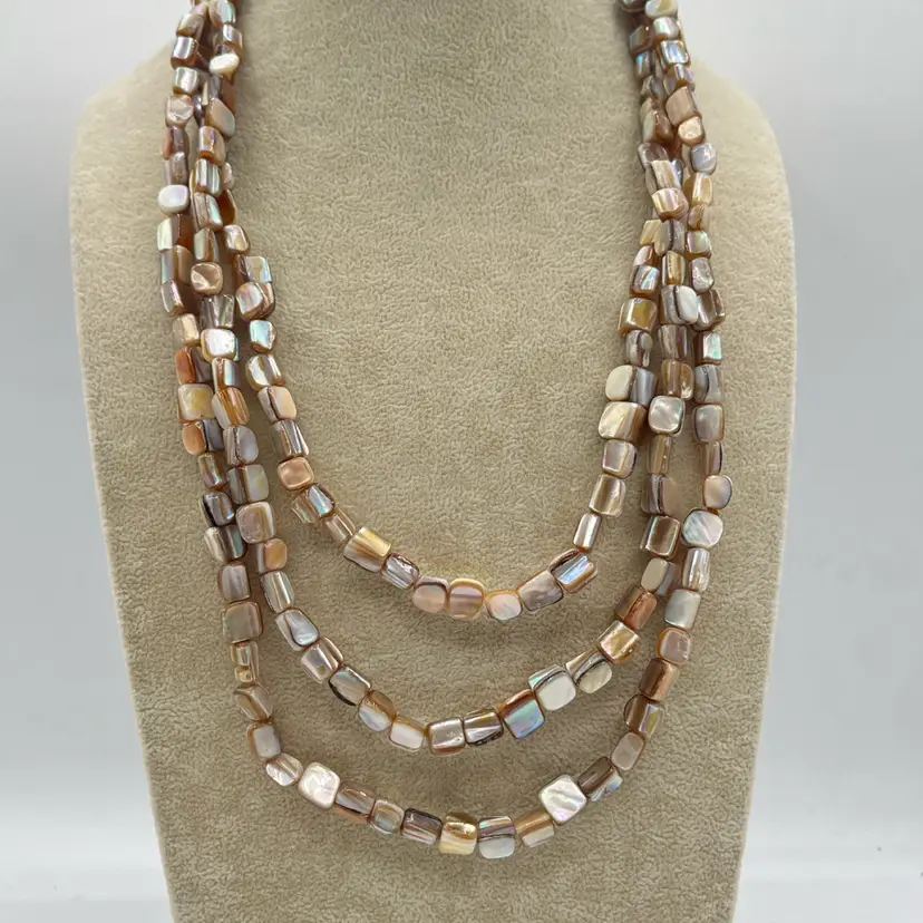 Summer - Long Single Strange Mother Of Pearl Shell Chip Necklace