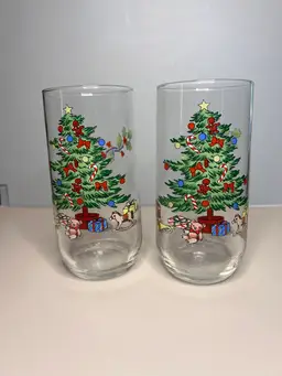 Vintage Pair Of Luminarc France 14oz Holiday Hostess Noel Christmas Glasses