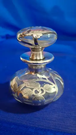 Antique Sterling Silver Overlay Art Nouveau Perfume Bottle – c. 1900–1915