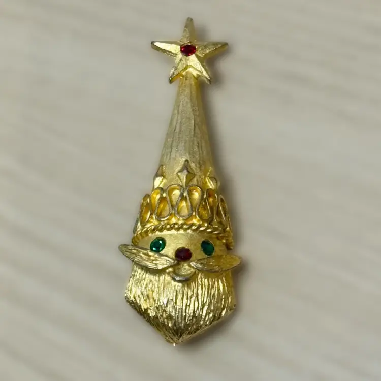 Vintage Signed Mylu Matte Multicolored Rhinestone Whimsical Santa Head MCM Style Goldtone Brooch (1960s)