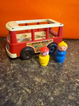 Vintage Little People Fisher Price Van With 2 Figures