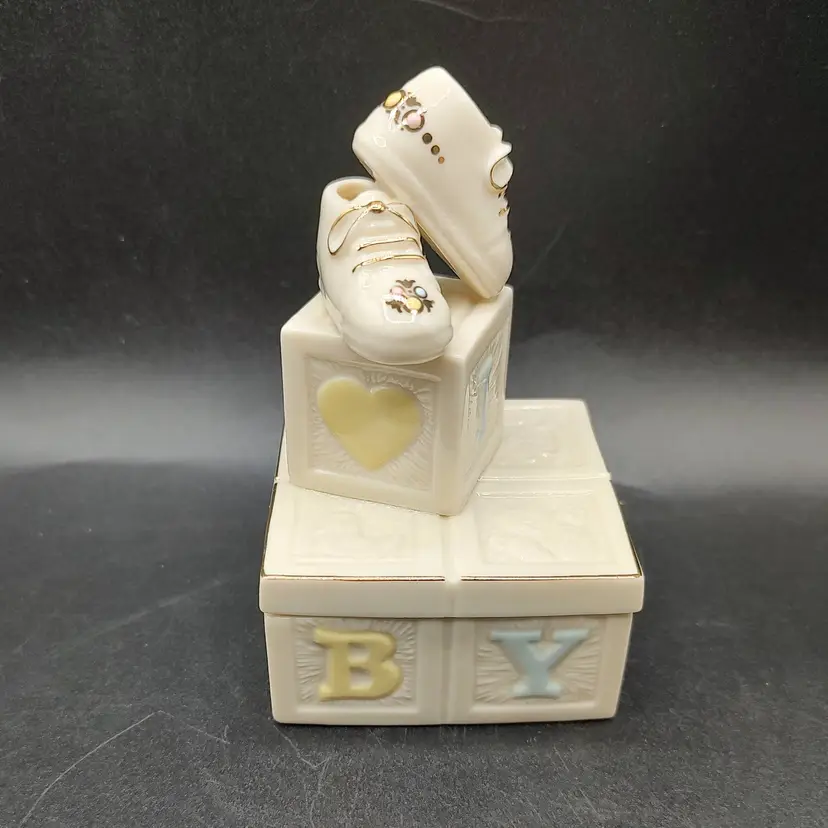 Vtg Lenox China Treasures Collection "Precious Steps Box" Trinket Box